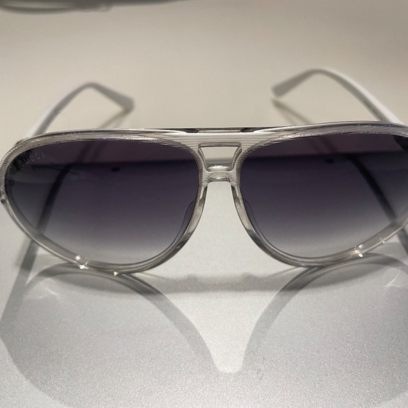 Gucci Unisex Aviator Gradient Sunglasses - Picture 6 of 9
